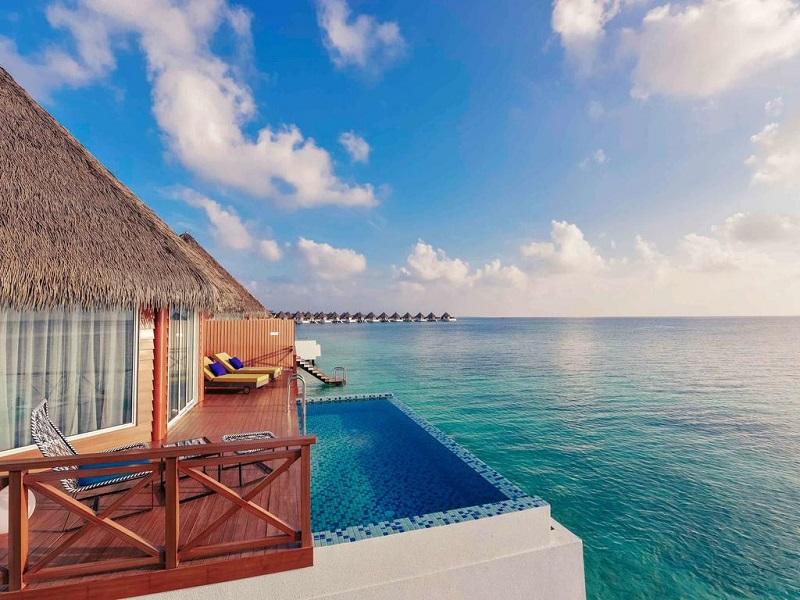 Mercure Maldives Kooddoo Resort