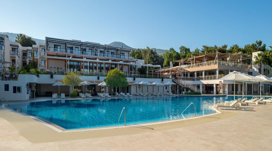 DoubleTree By Hilton Bodrum Işıl Club Resort